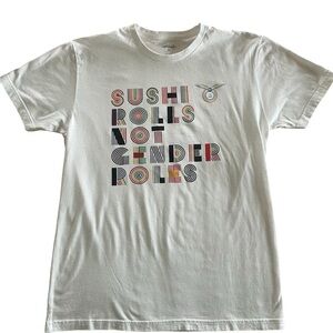 Graphic T-shirt Olympics symbol size medium